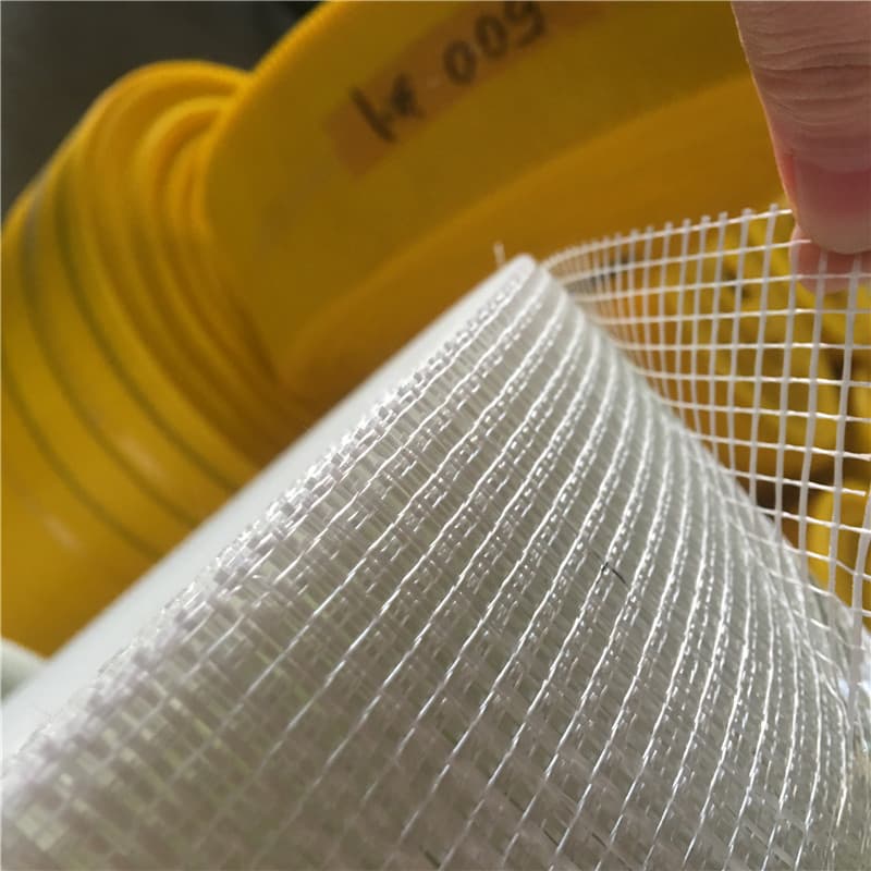 China product Alkali resistant waterproof fiberglass mesh